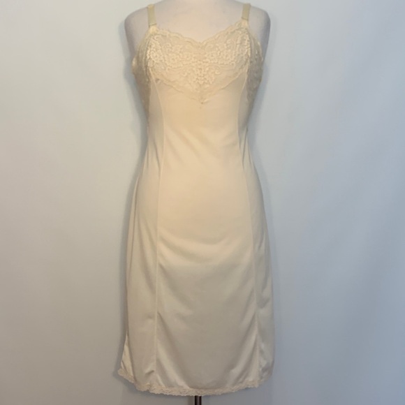 Wonder Maid Full Slip Dress Ivory Lacy Nylon Vintage 34 - Picture 1 of 10